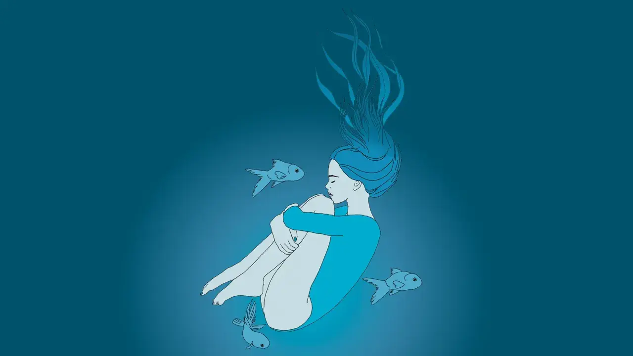 Une jeune femme, les yeux clos, flotte dans l'eau bleue, entourée de poissons. Ses cheveux s'étirent comme des algues, tant que mes yeux pourront larmes épandre, une analyse silencieuse.
