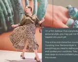 Femme en jupe léopard et chemisier kaki, prête à adopter son surnom styler. Cours en ligne pour définir son style personnel.