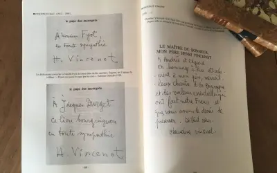 Deux pages d'un livre présentent des dédicaces manuscrites. L'une est pour "Fyot", l'autre pour "Jacques Durget". La page de droite contient une longue dédicace de Claudine Vincenot à son père.