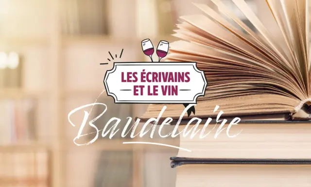 L'âme du vin et des écrivains, une ode à Baudelaire. Un livre ouvert sur des étagères, symbolisant la richesse de la littérature et du vin.