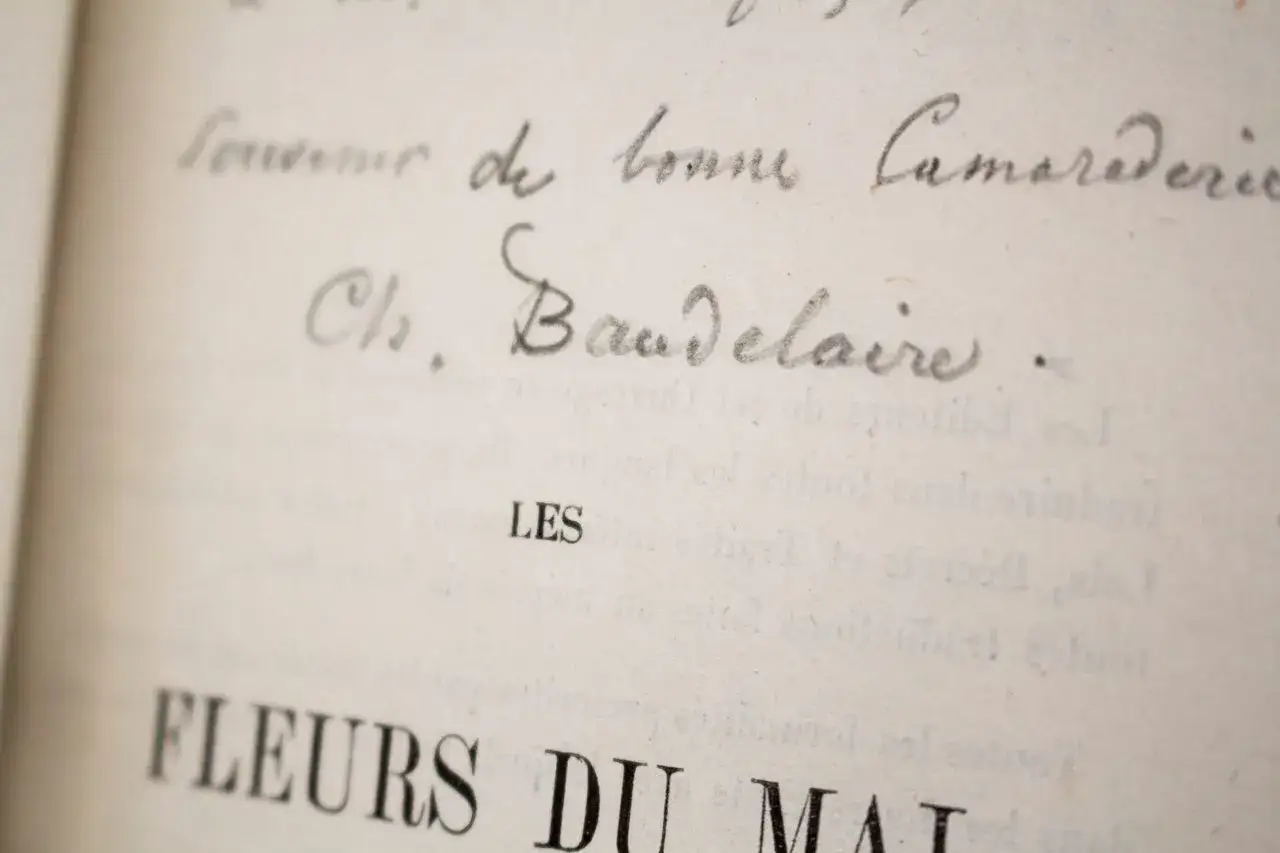Souvenir de bonne camaraderie, Cl. Baudelaire. Une &eacute;dition Baudelaire avis positif pour les Fleurs du Mal.